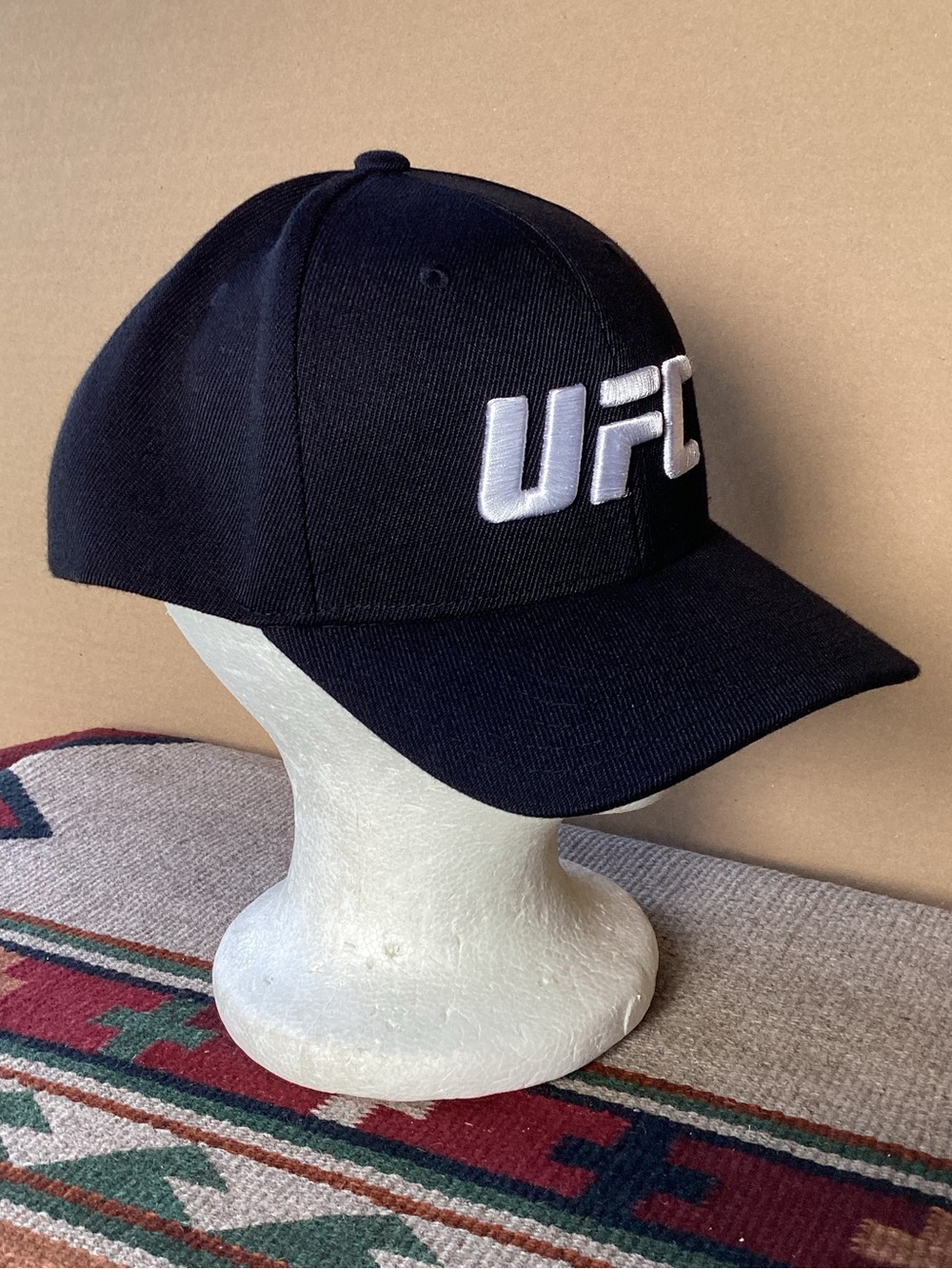 UFC Snapchat Hat - Picture 4 of 12